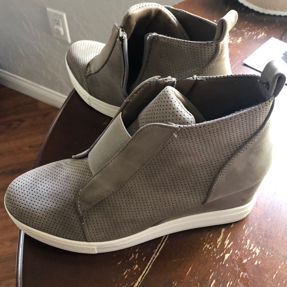 Wedged Sneaker Size 10